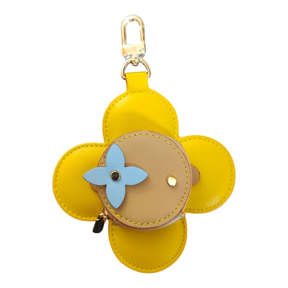NWT Vivienne Real Leather Flower Coin Purse Bag Charm Keychain